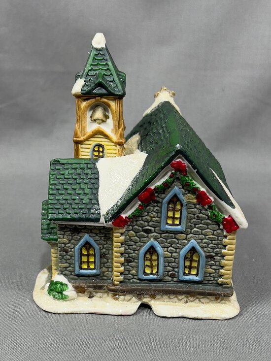 Cobblestone Corners Country Church Ceramic Christmas Village Holiday Decor Y2K - Picture 5 of 16